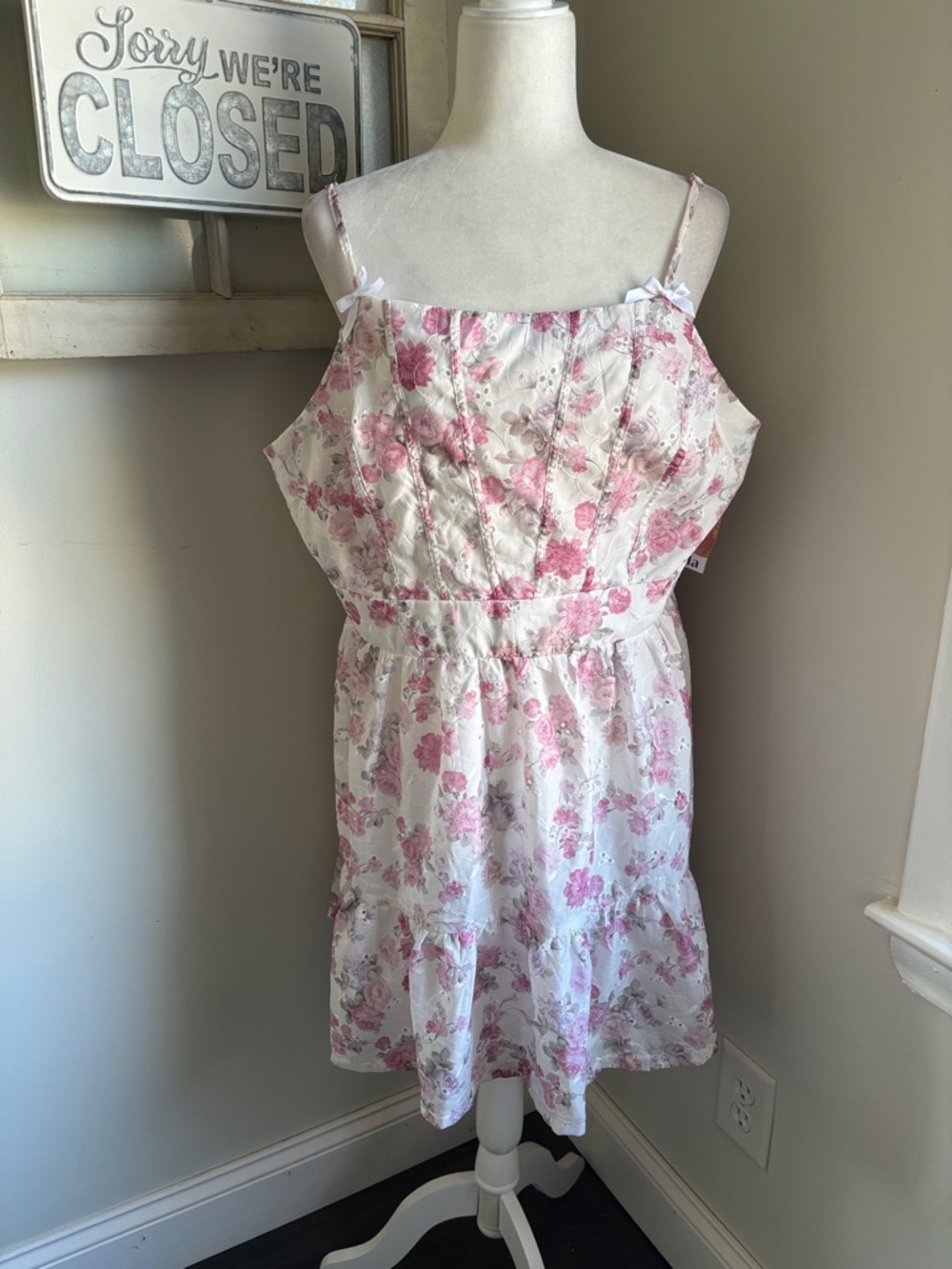 Arula Floral Spaghetti Strap Baby Doll Mini Dress Pink Purple White NWT